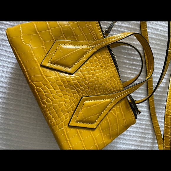 NWOT Zara Yellow Mustard Croc Bag Small - Picture 8 of 8